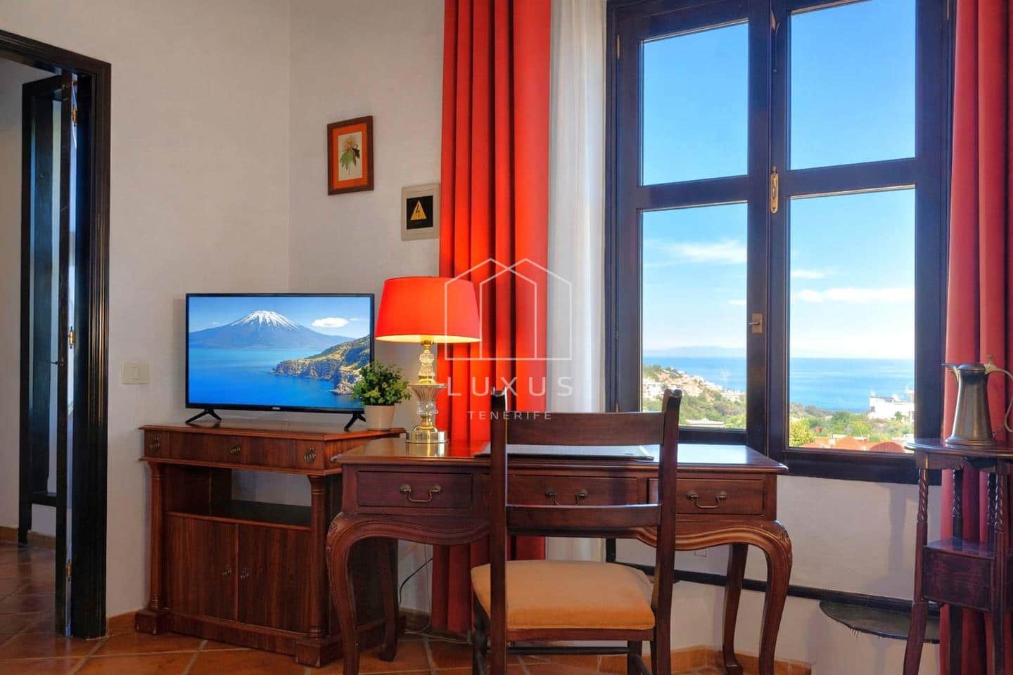 Chalet de 7 habitaciones en Icod de los Vinos en venta - 899.000 € (Ref: 9789931)