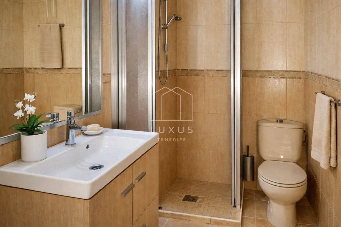 Chalet de 7 habitaciones en Icod de los Vinos en venta - 899.000 € (Ref: 9789931)