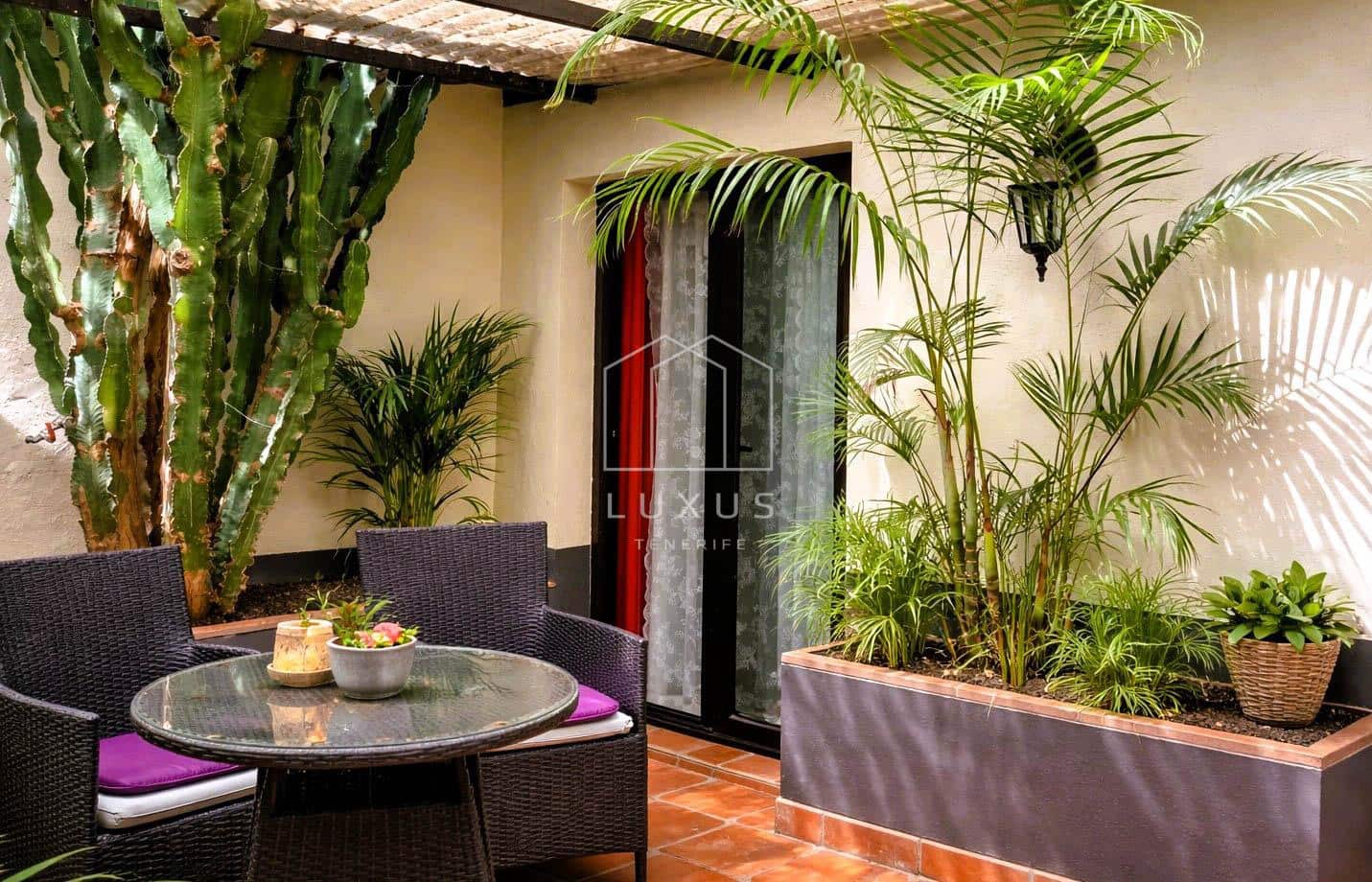 Chalet de 7 habitaciones en Icod de los Vinos en venta - 899.000 € (Ref: 9789931)