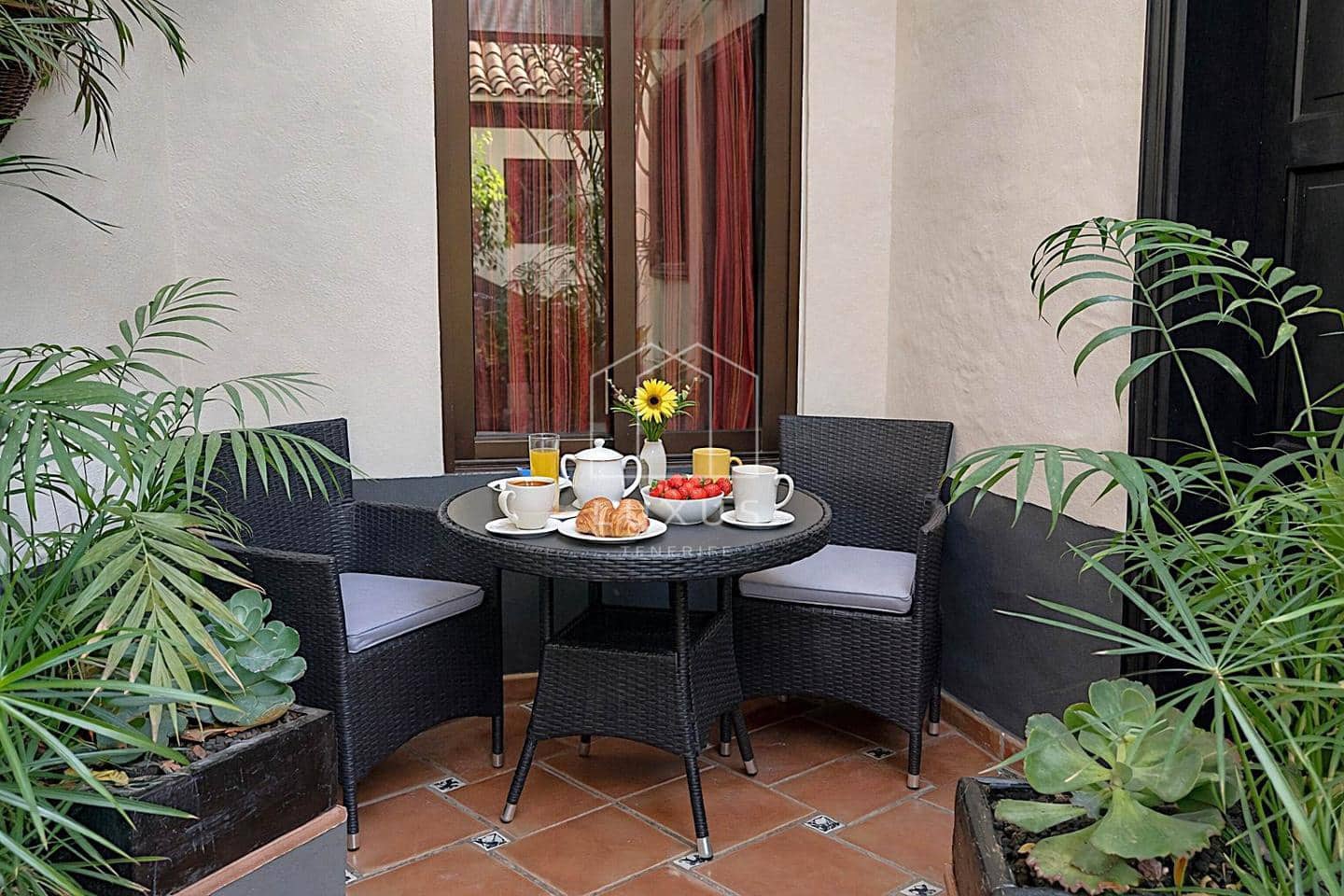 Chalet de 7 habitaciones en Icod de los Vinos en venta - 899.000 € (Ref: 9789931)