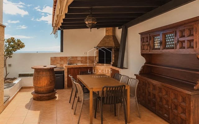 4 soverom Villa til leie i La Orotava med svømmebasseng garasje - € 3 700 (Ref: 9872913)