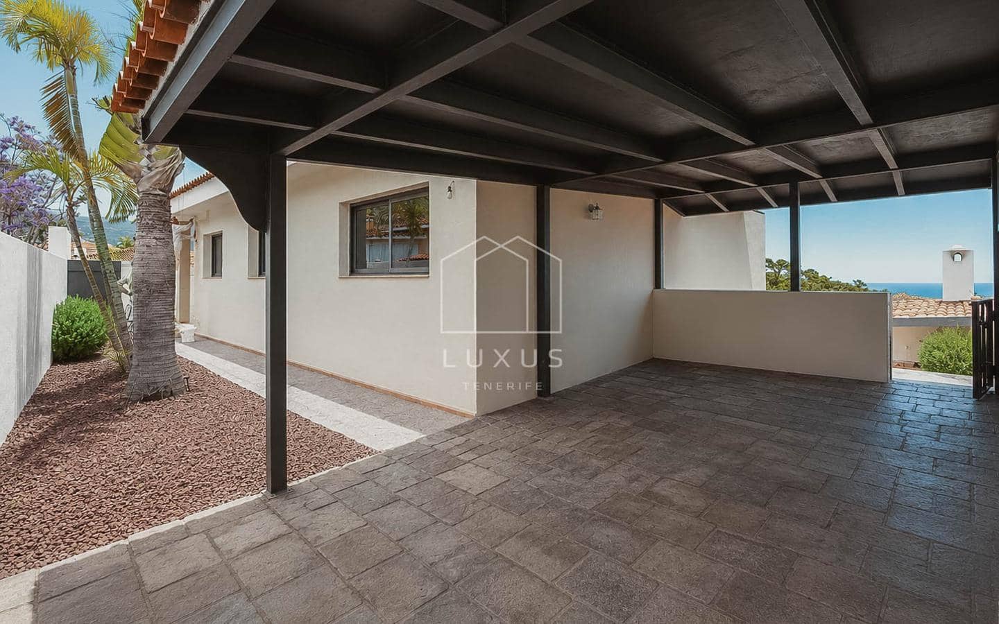 4 soverom Villa til leie i La Orotava med svømmebasseng garasje - € 3 700 (Ref: 9872913)