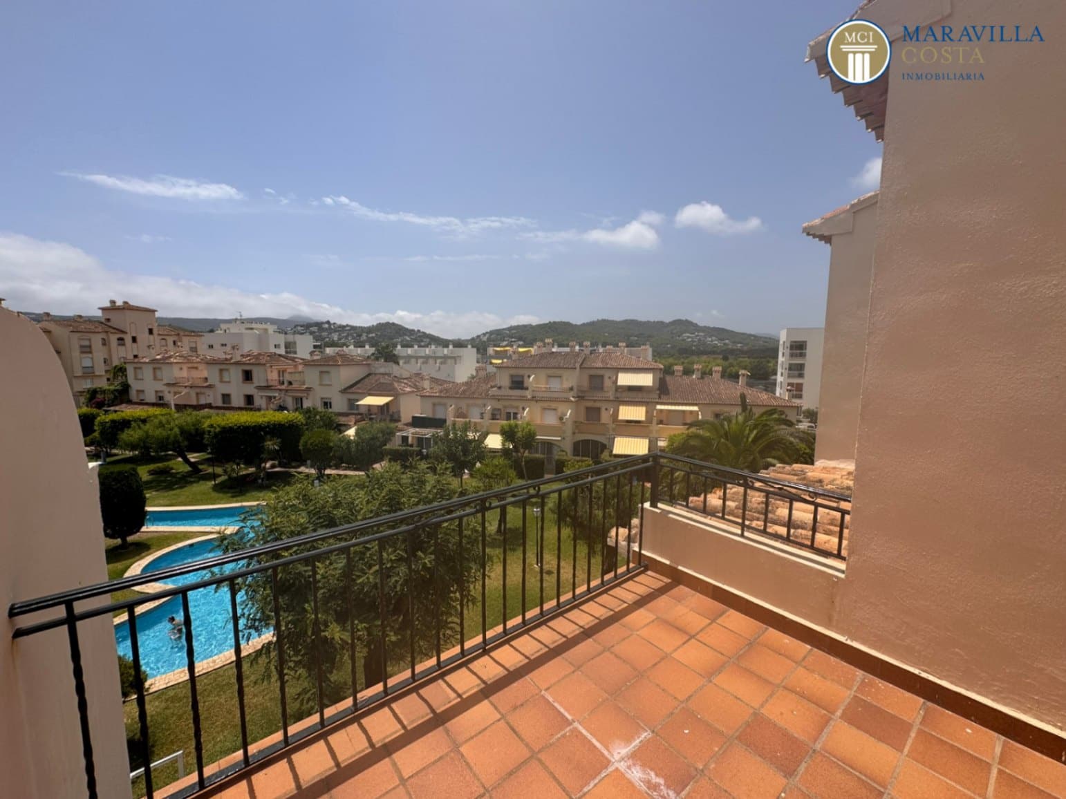 2 bedroom Apartment for sale in Arenal with pool garage - € 390,000 (Ref: 10000887)