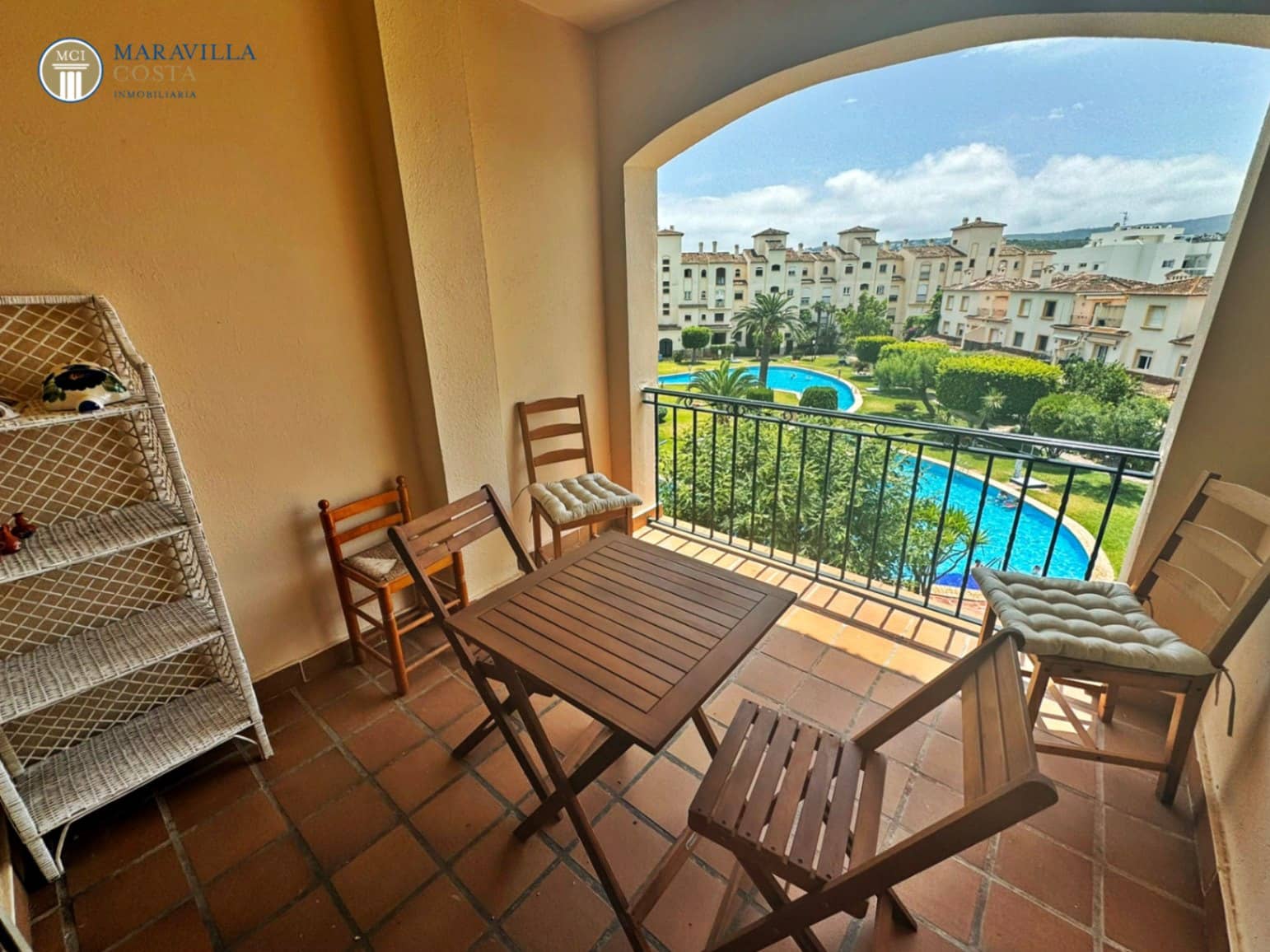 2 bedroom Apartment for sale in Arenal with pool garage - € 390,000 (Ref: 10000887)