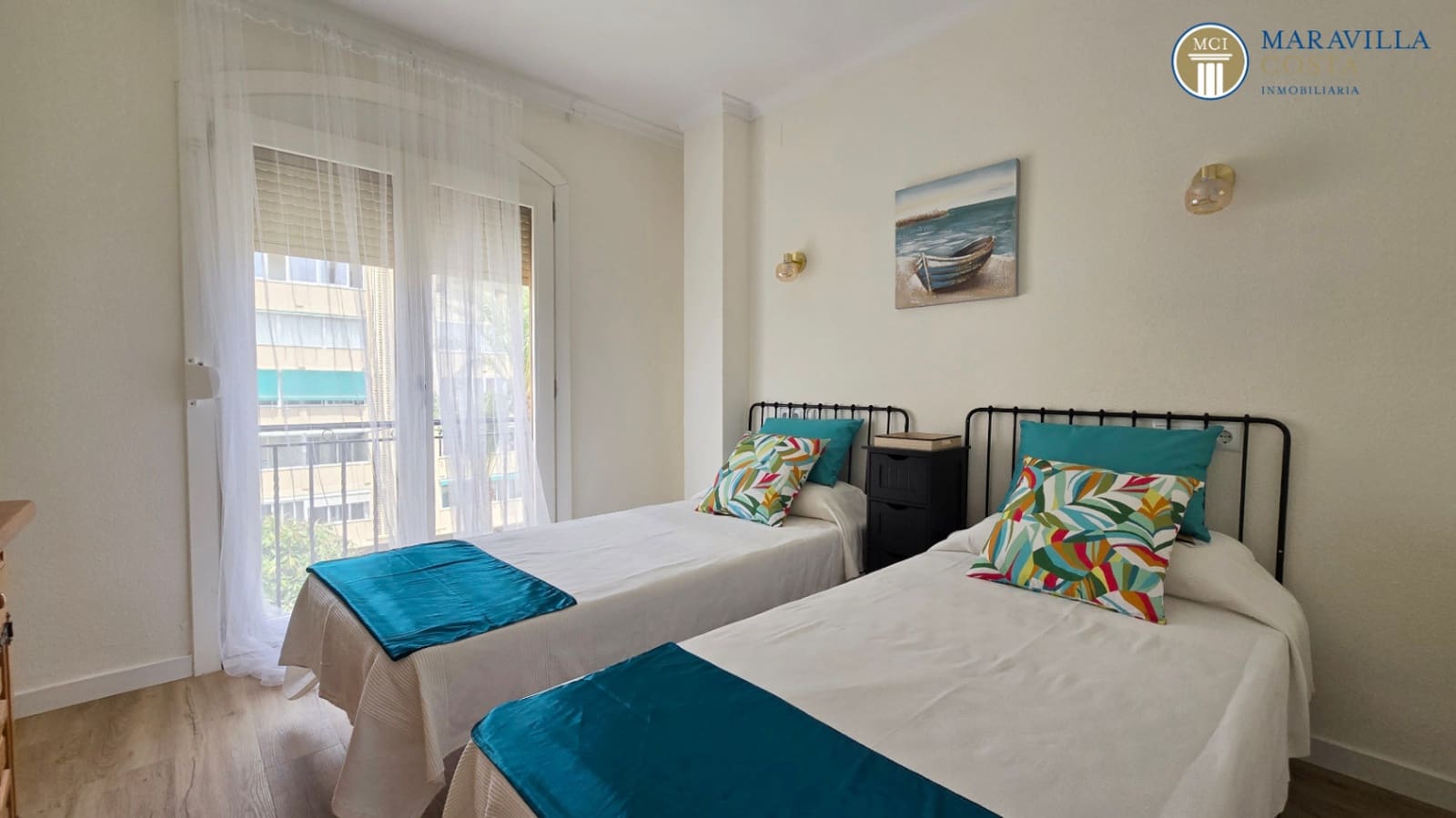 2 bedroom Apartment for sale in Arenal with pool garage - € 390,000 (Ref: 10000887)