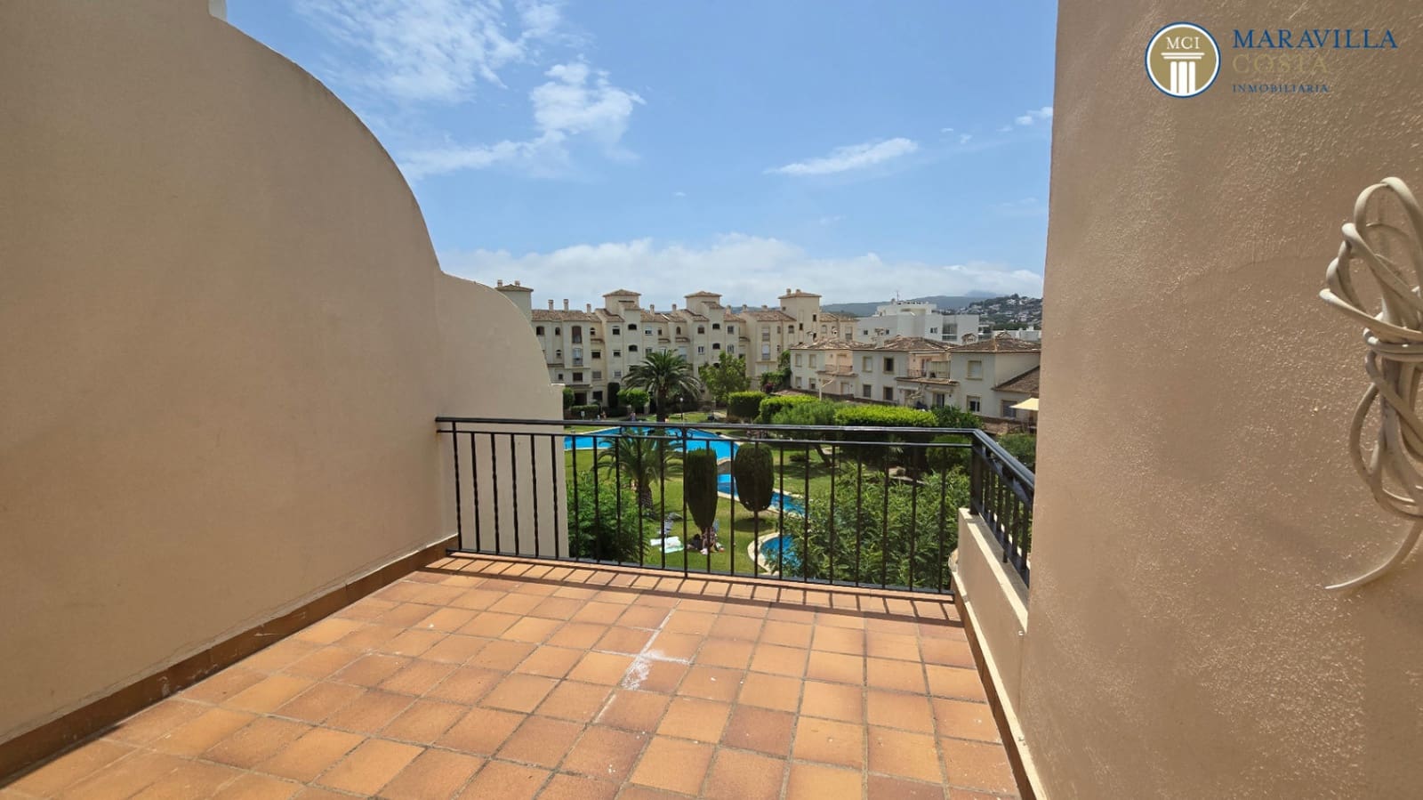 2 bedroom Apartment for sale in Arenal with pool garage - € 390,000 (Ref: 10000887)