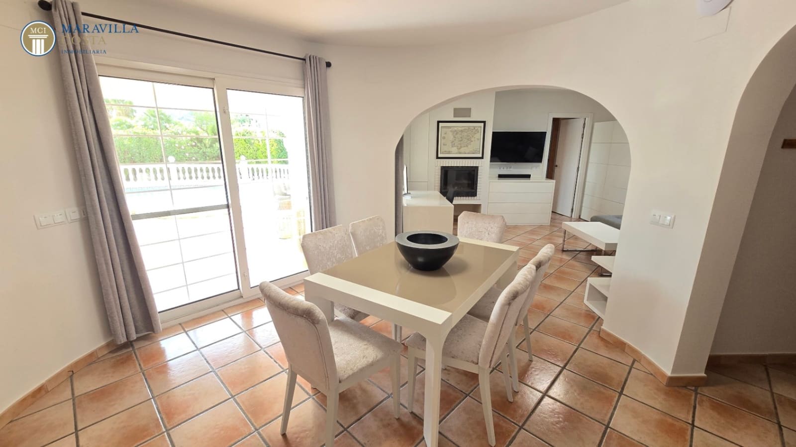 3 slaapkamer Villa te koop in Adsubia met zwembad garage - € 789.000 (Ref: 10033056)
