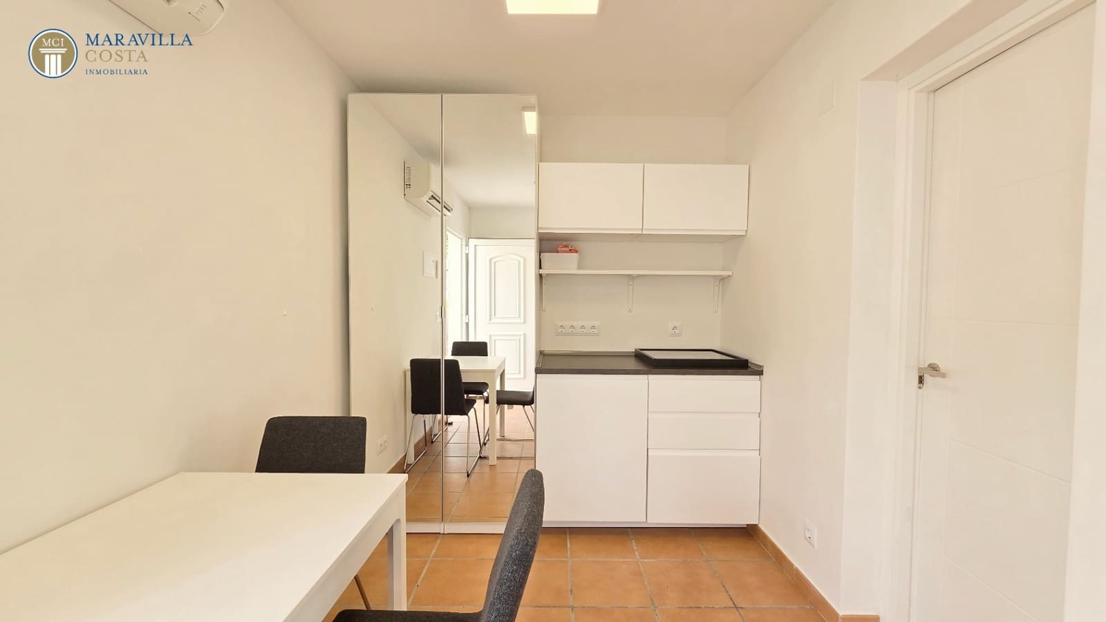 3 slaapkamer Villa te koop in Adsubia met zwembad garage - € 789.000 (Ref: 10033056)