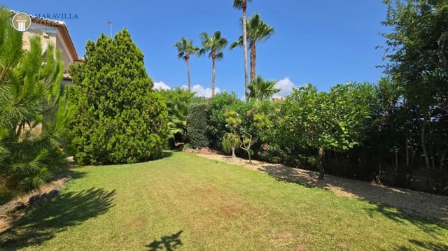 5 makuuhuone Huvila myytävänä paikassa Centro ciudad, Javea / Xàbia mukana uima-altaan 
autotalli - 1 275 000 € (Ref: 10034286)