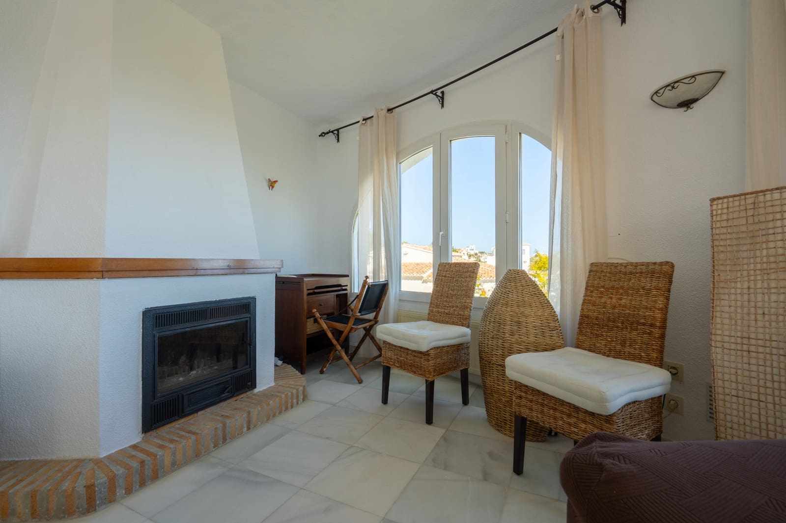 4 quarto Moradia para venda em Cumbre del Sol com piscina garagem - 860 000 € (Ref: 10034287)