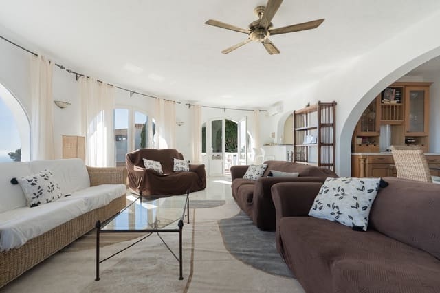 4 quarto Moradia para venda em Cumbre del Sol, Benitachell / Benitatxell com piscina garagem - 860 000 € (Ref: 10034287)