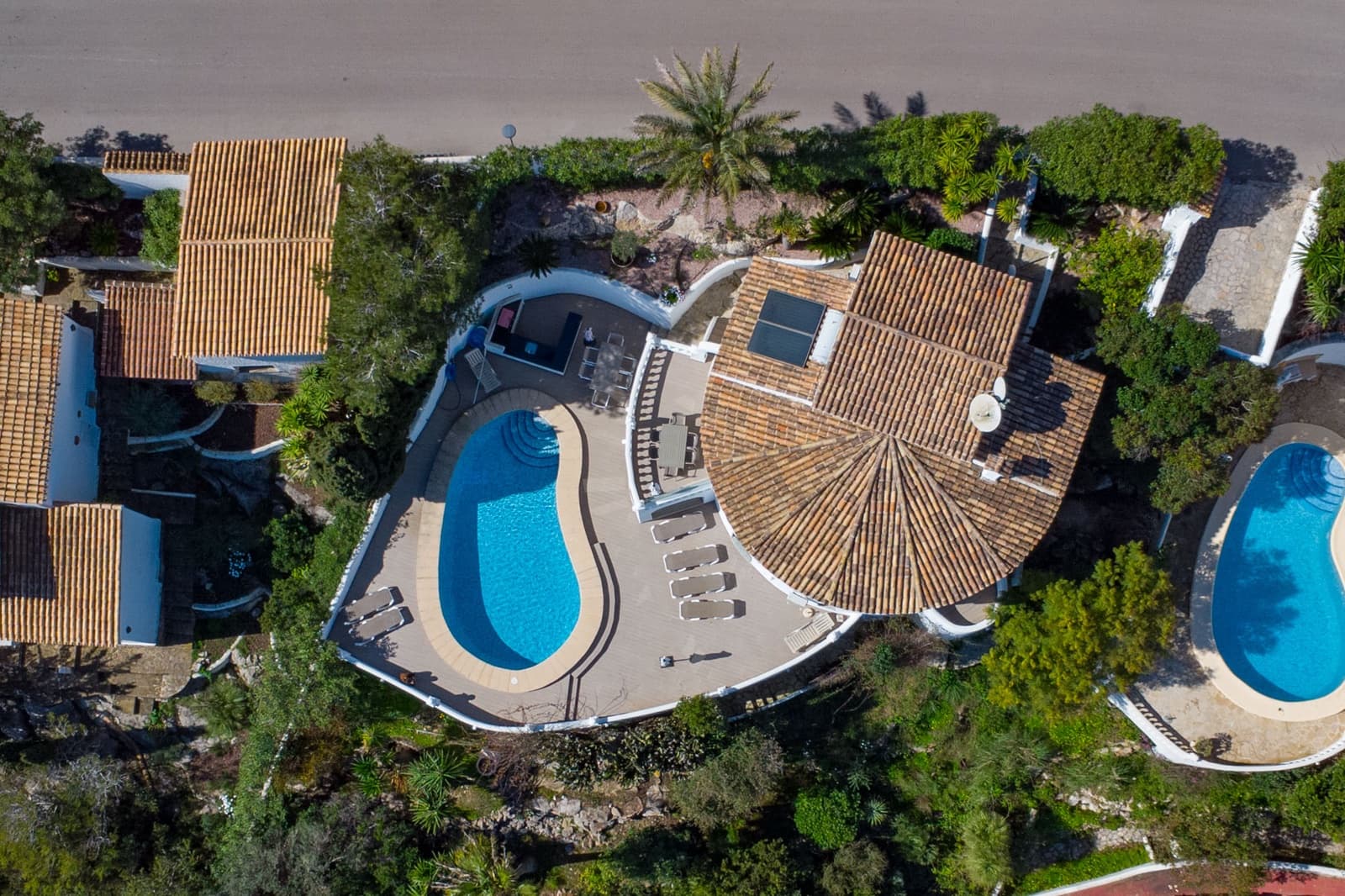 4 quarto Moradia para venda em Cumbre del Sol com piscina garagem - 860 000 € (Ref: 10034287)