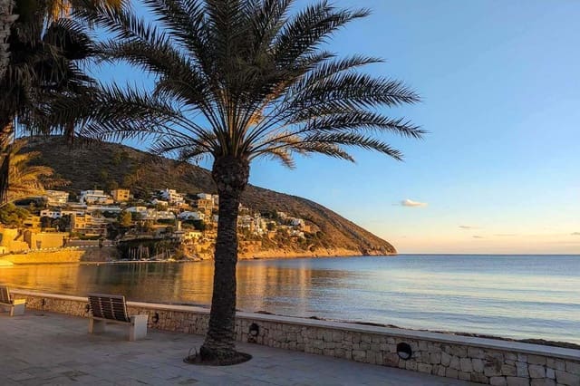 Tomt till salu i Moraira, Teulada-Moraira - 350 000 € (Ref: 10034289)