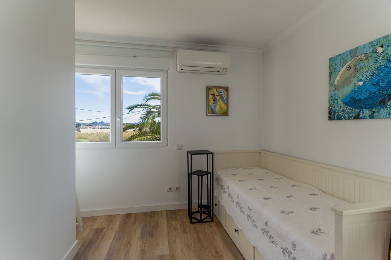 4 Zimmer Villa zu verkaufen in Denia mit Pool - 659.000 € (Ref: 10034291)