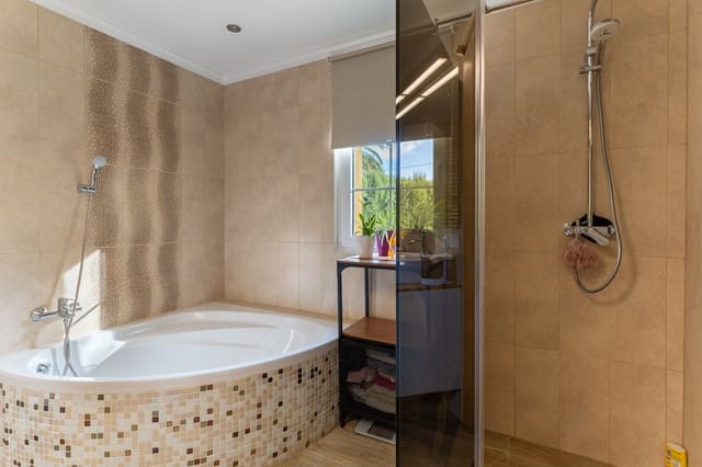 4 Zimmer Villa zu verkaufen in Devessa - Monte Pego, Dénia mit Pool - 659.000 € (Ref: 10034291)