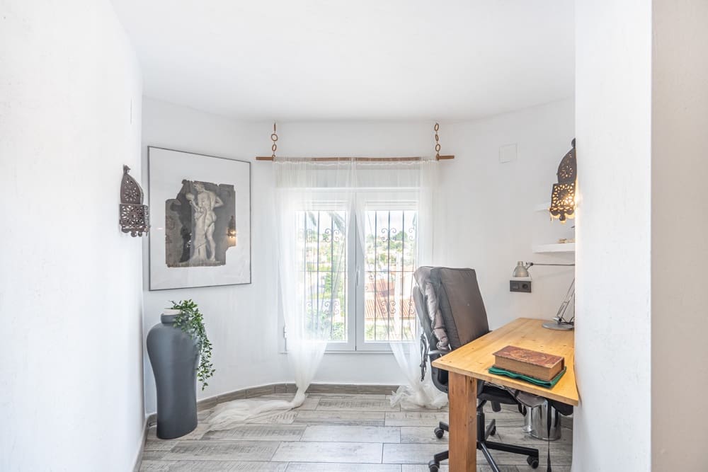 Chalet de 6 habitaciones en Calpe / Calp en venta con piscina garaje - 845.000 € (Ref: 10034297)