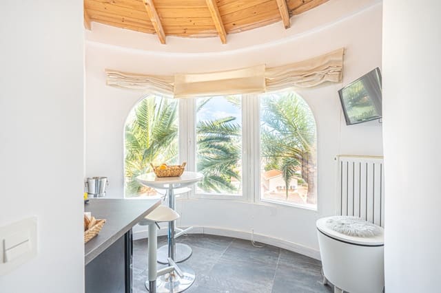 Chalet de 6 habitaciones en Canuta, Calpe / Calp en venta con piscina garaje - 845.000 € (Ref: 10034297)