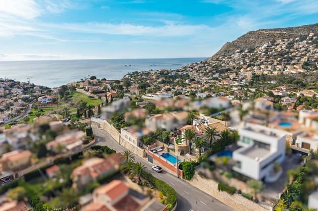 Chalet de 6 habitaciones en Canuta, Calpe / Calp en venta con piscina garaje - 845.000 € (Ref: 10034297)