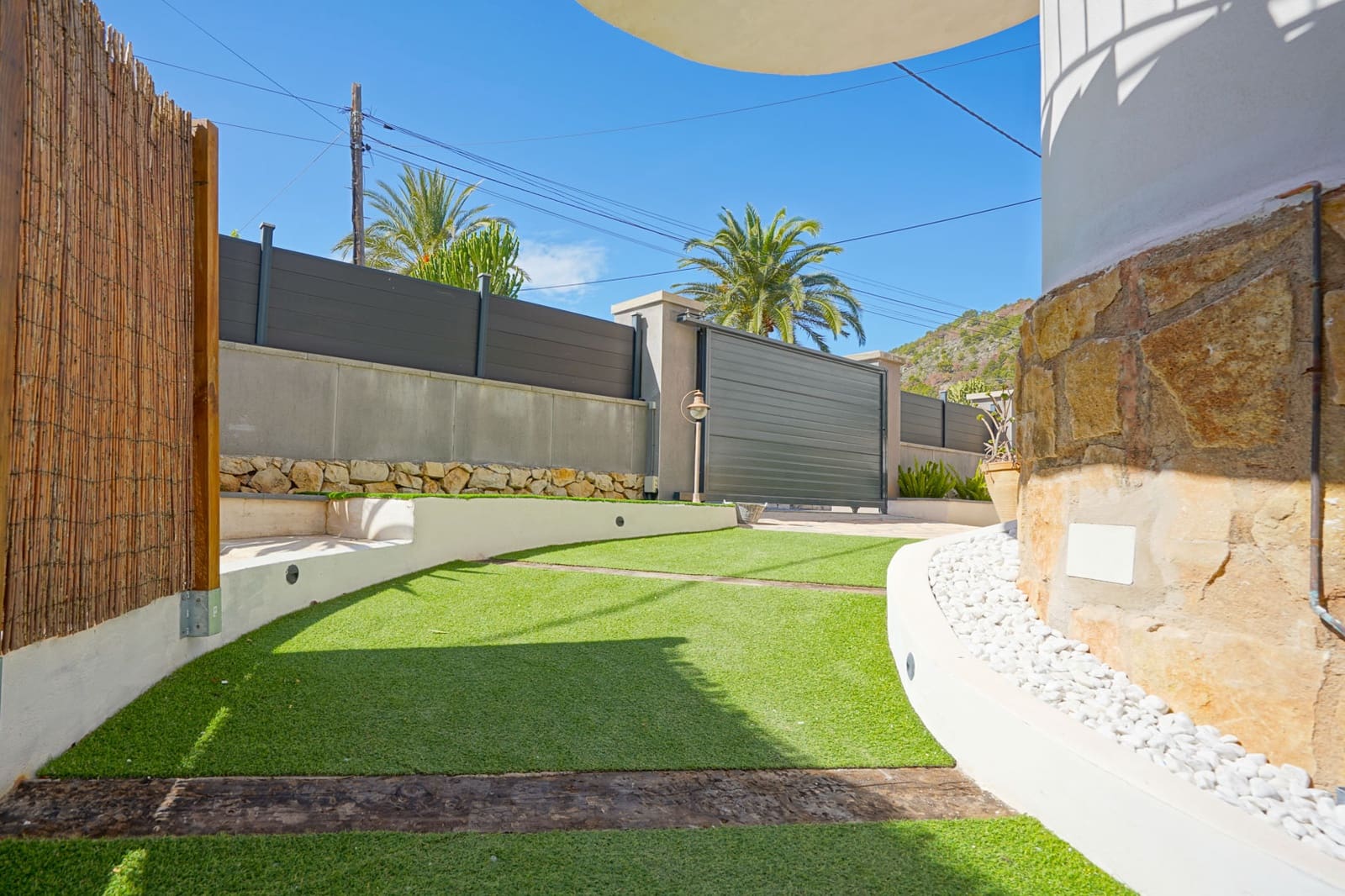 Chalet de 6 habitaciones en Calpe / Calp en venta con piscina garaje - 845.000 € (Ref: 10034297)