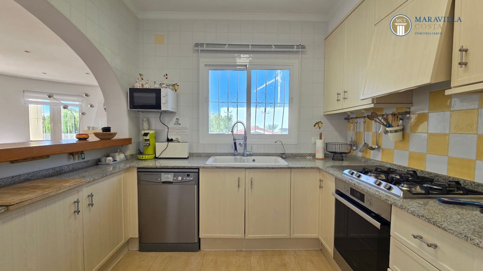 3 sypialnia Willa na sprzedaż w Javea / Xabia z basenem garażem - 745 000 € (Ref: 10062744)