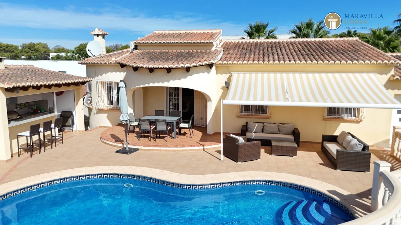 3 sypialnia Willa na sprzedaż w Javea / Xabia z basenem garażem - 745 000 € (Ref: 10062744)