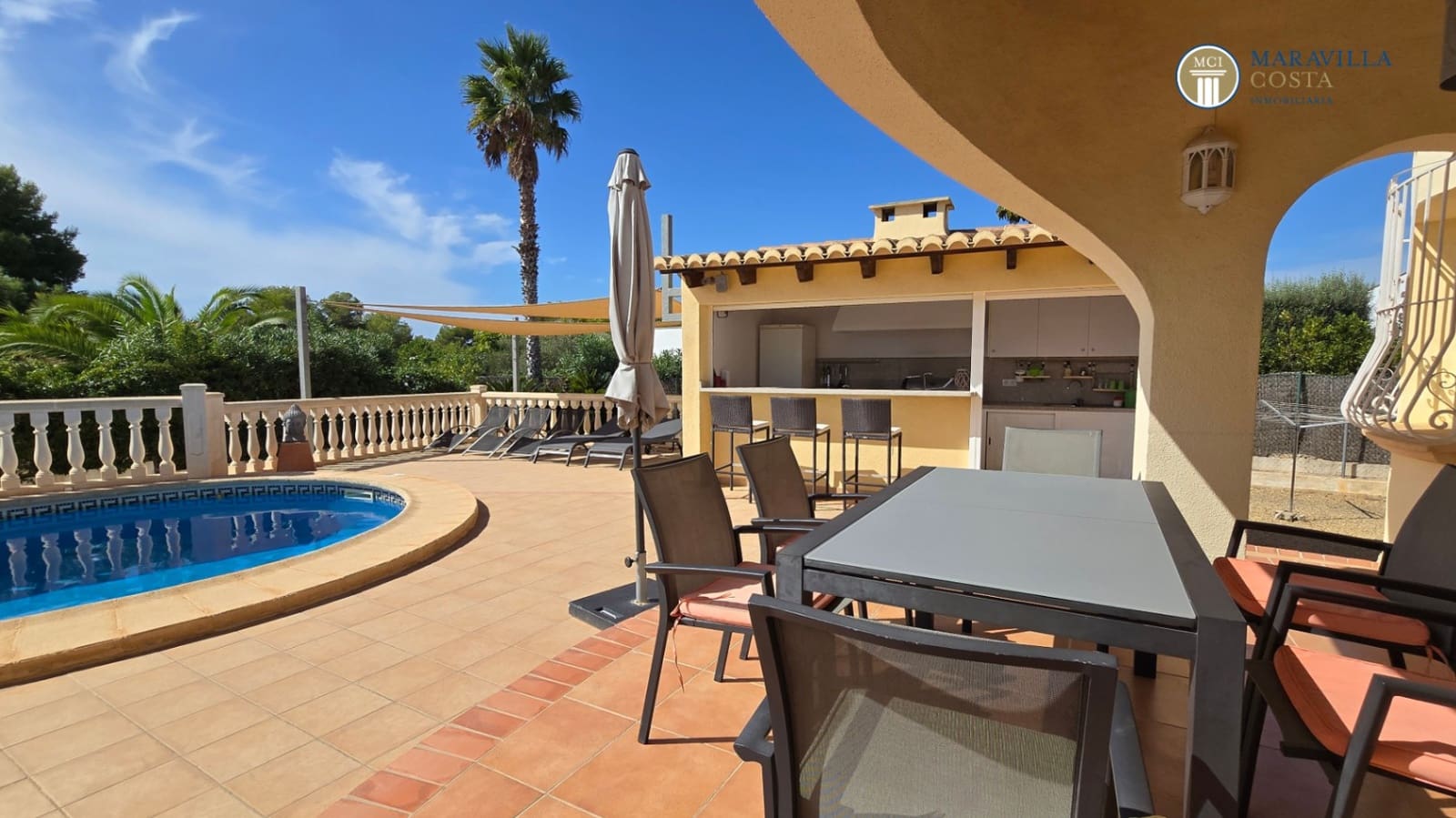 3 sypialnia Willa na sprzedaż w Javea / Xabia z basenem garażem - 745 000 € (Ref: 10062744)