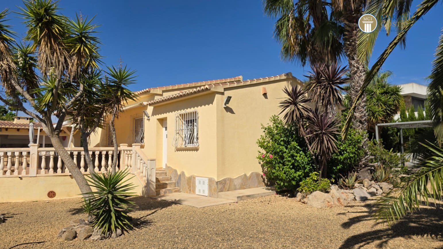 3 sypialnia Willa na sprzedaż w Javea / Xabia z basenem garażem - 745 000 € (Ref: 10062744)