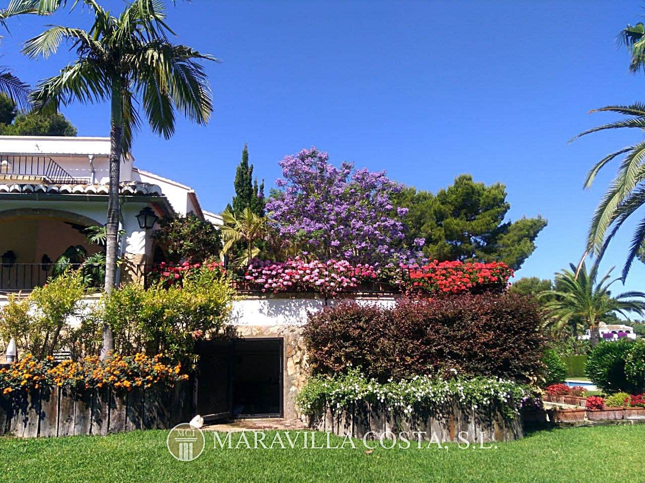 6 bedroom Villa for sale in Javea / Xabia with pool garage - € 3,000,000 (Ref: 6257406)