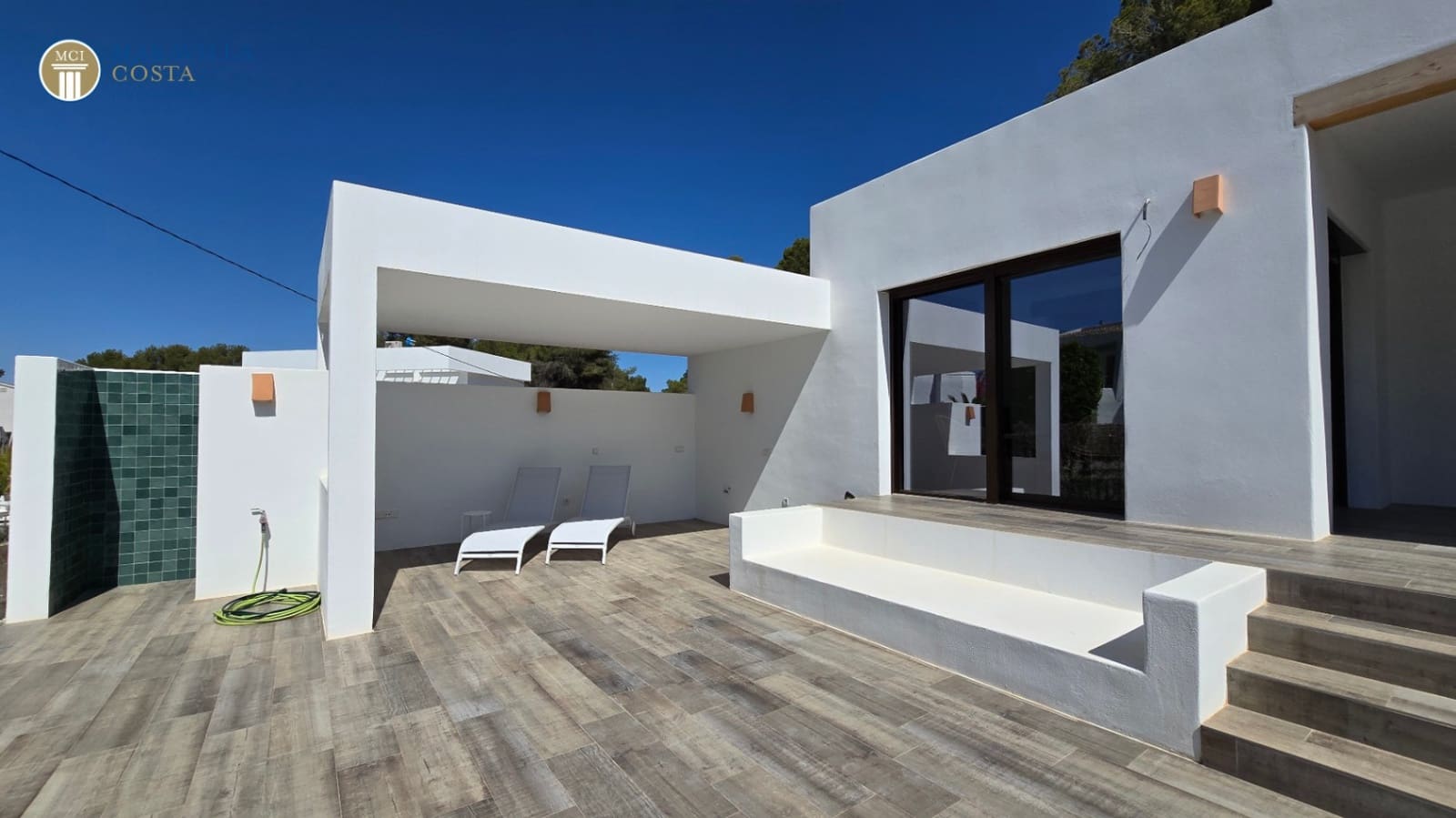 3 makuuhuone Huvila myytävänä paikassa Javea / Xabia mukana uima-altaan 
autotalli - 1 790 000 € (Ref: 8358248)