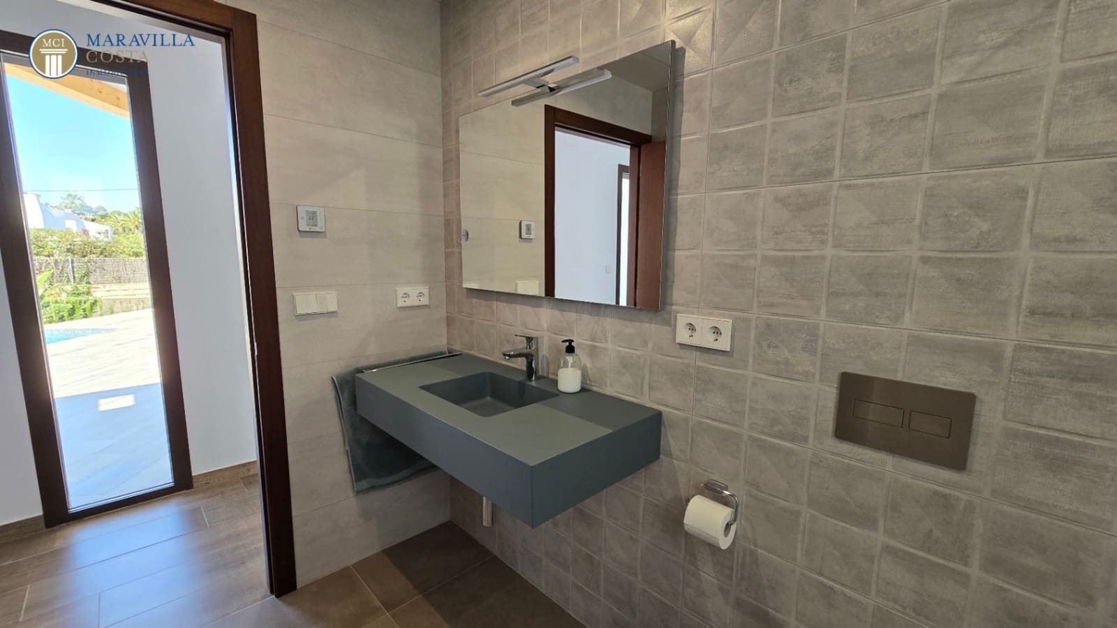 3 makuuhuone Huvila myytävänä paikassa Javea / Xabia mukana uima-altaan 
autotalli - 1 790 000 € (Ref: 8358248)