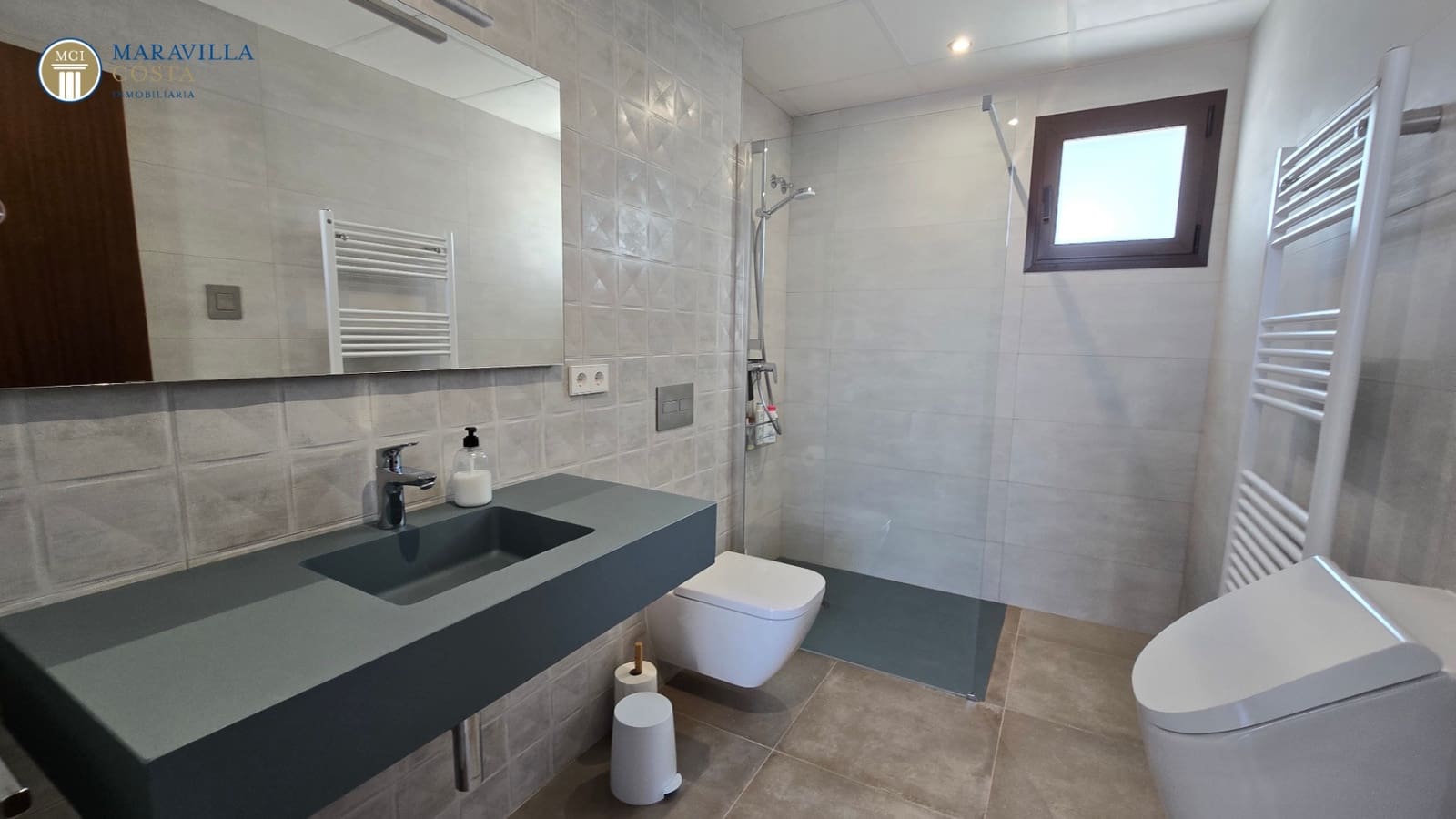 3 makuuhuone Huvila myytävänä paikassa Javea / Xabia mukana uima-altaan 
autotalli - 1 790 000 € (Ref: 8358248)