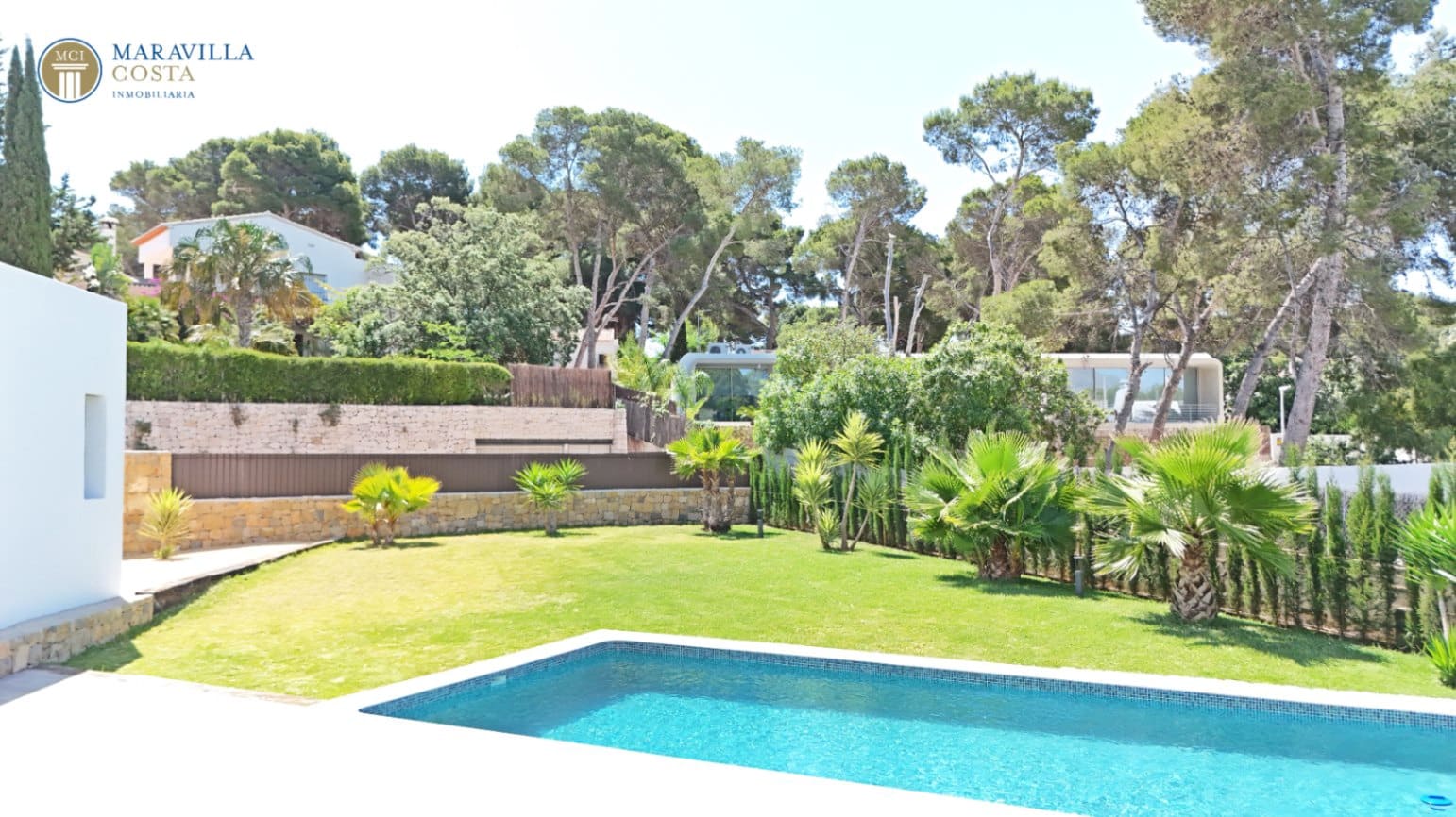 3 makuuhuone Huvila myytävänä paikassa Javea / Xabia mukana uima-altaan 
autotalli - 1 790 000 € (Ref: 8358248)