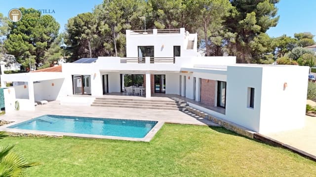 3 makuuhuone Huvila myytävänä paikassa Javea / Xàbia mukana uima-altaan 
autotalli - 1 790 000 € (Ref: 8358248)