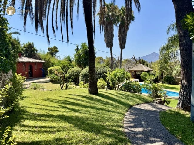 5 bedroom Villa for sale in La Granadella  - Costa Nova, Javea / Xàbia with pool garage - € 895,000 (Ref: 9115266)