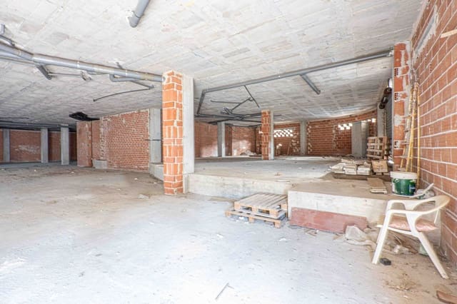 Commercial for sale in Centro ciudad, Javea / Xàbia with pool - € 1,700,000 (Ref: 9115316)