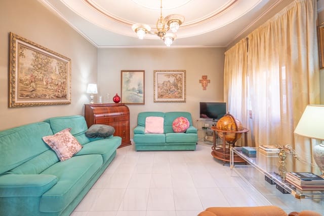 4 bedroom Townhouse for sale in Gata de Gorgos with pool - € 380,000 (Ref: 9115318)