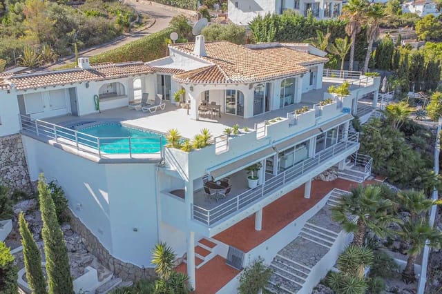 5 bedroom Villa for sale in Monte Pego, Pego with pool - € 955,000 (Ref: 9115319)