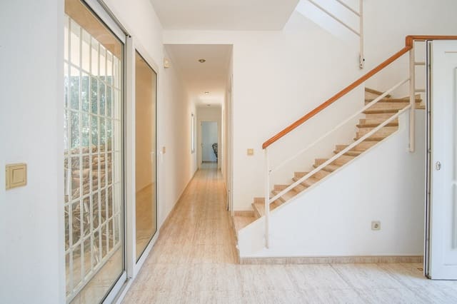 3 slaapkamer Villa te koop in Las Rotas / Les Rotes, Dénia met zwembad - € 788.000 (Ref: 9115331)