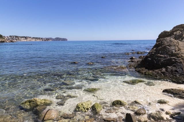 Chalet de 3 habitaciones en Benissa en venta con piscina - 1.495.000 € (Ref: 9115332)