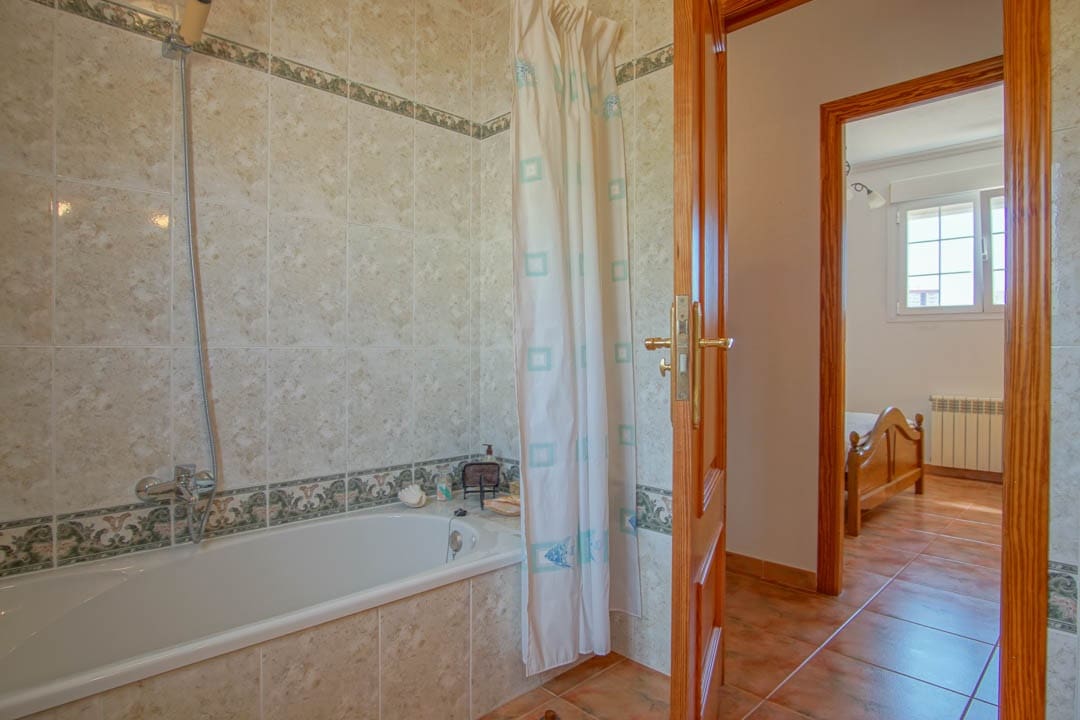 5 sovrum Villa till salu i Calpe / Calp med pool - 725 000 € (Ref: 9115369)