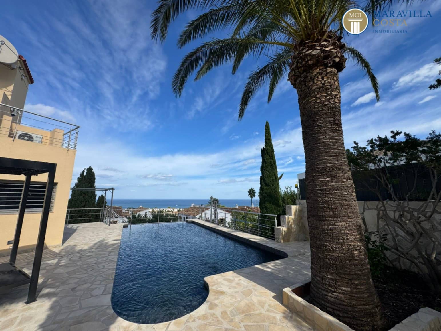 5 soveværelse Villa til salg i Denia med swimmingpool garage - € 835.000 (Ref: 9329539)
