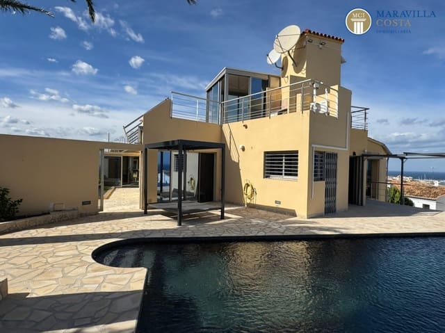 5 soveværelse Villa til salg i El Montgó, Dénia med swimmingpool garage - € 835.000 (Ref: 9329539)