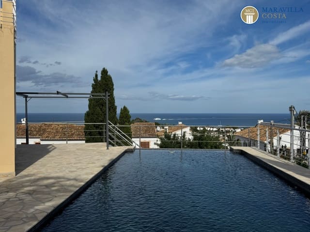 5 soveværelse Villa til salg i El Montgó, Dénia med swimmingpool garage - € 745.000 (Ref: 9329539)