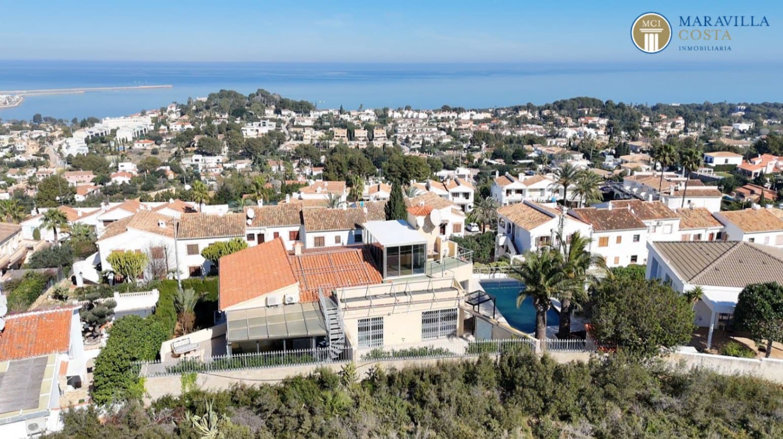 5 sovrum Villa till salu i Denia med pool garage - 785 000 € (Ref: 9329539)