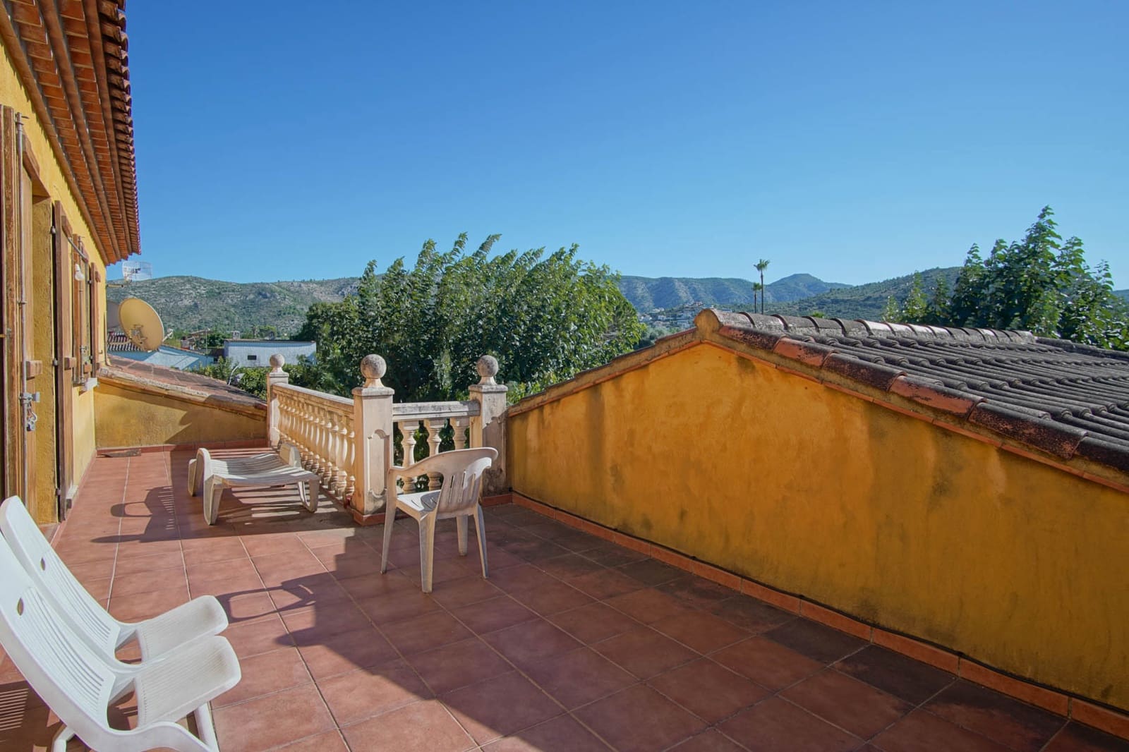6 bedroom Villa for sale in Pedreguer with pool - € 732,000 (Ref: 9383748)