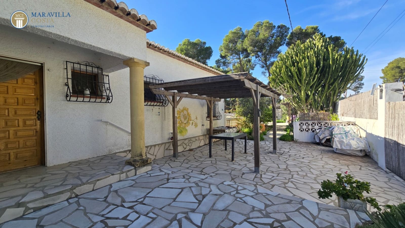 6 quarto Moradia para venda em Denia com piscina garagem - 630 000 € (Ref: 9506416)