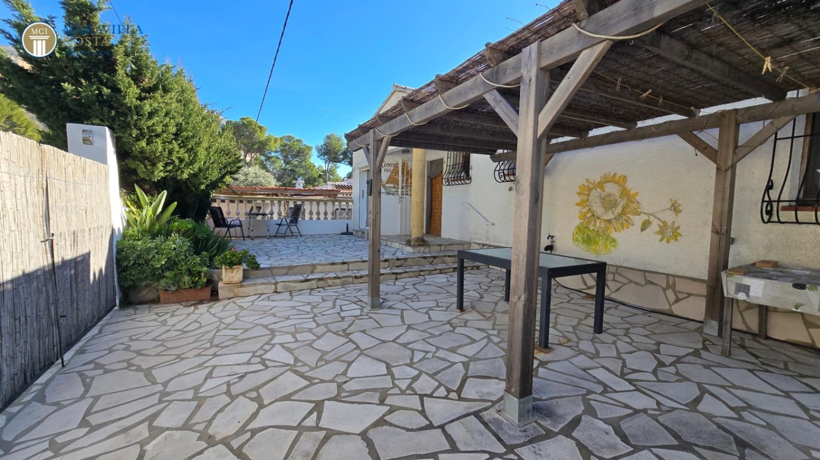 6 quarto Moradia para venda em Denia com piscina garagem - 630 000 € (Ref: 9506416)