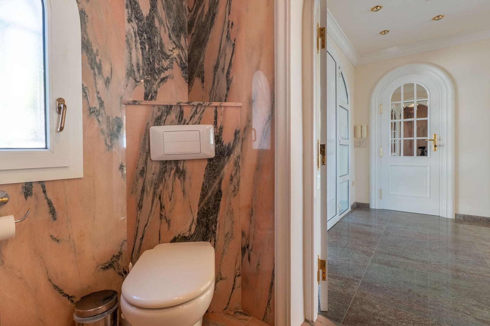 5 soveværelse Villa til salg i Benissa med swimmingpool - € 1.990.000 (Ref: 9506566)