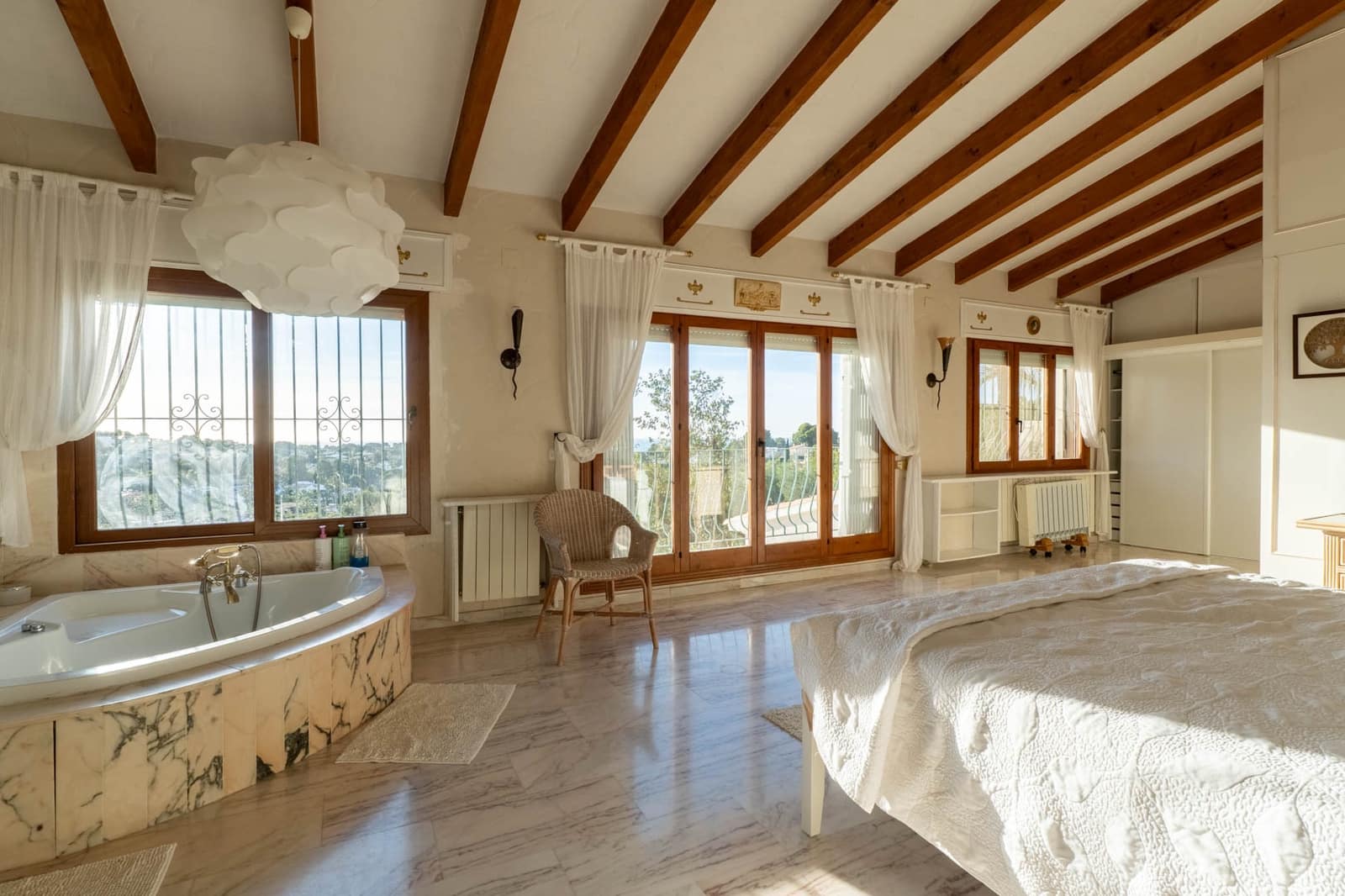 4 bedroom Villa for sale in Benissa with pool - € 700,000 (Ref: 9506567)