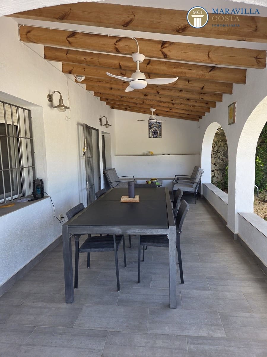 4 slaapkamer Villa te koop in Benissa met zwembad garage - € 639.000 (Ref: 9635014)